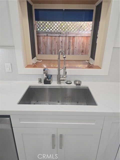 Building Photo - 2524 Elden Ave