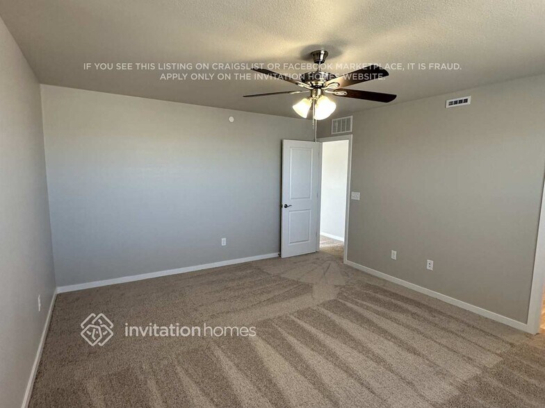 Building Photo - 9352 Ceylon St