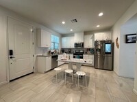 Building Photo - Room for Rent in Stanton-Prime Location