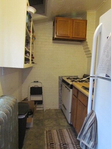 Kitchen - 3331 Spring Garden St