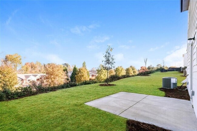 Building Photo - 131 Shelter Ln E