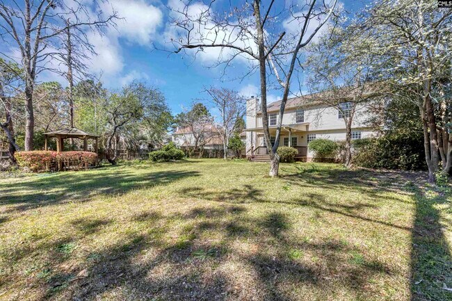 Building Photo - 605 N Donar Dr