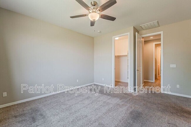 Building Photo - 25930 N Langley Dr