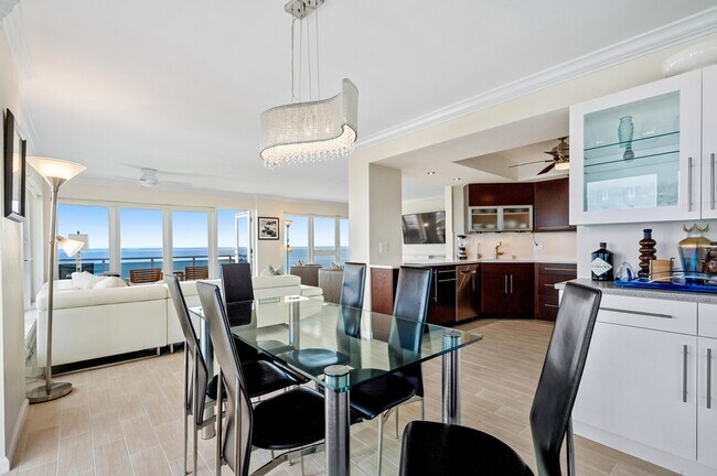 Building Photo - 2066 N Ocean Blvd