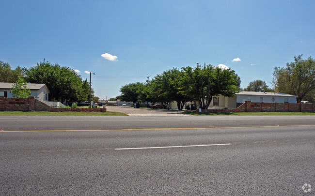 Building Photo - West Gate Mobile Home Park