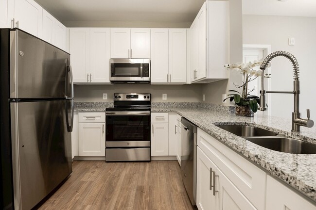 Building Photo - Jericho Residences