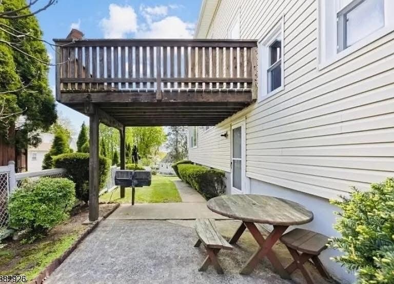 Building Photo - 26 Pilgrim Ct