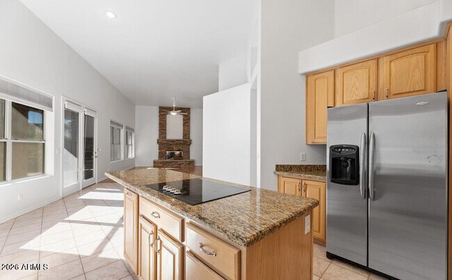 Building Photo - 1617 E Tierra Buena Ln