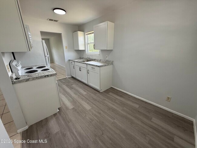 Building Photo - 4150 Barna Ave