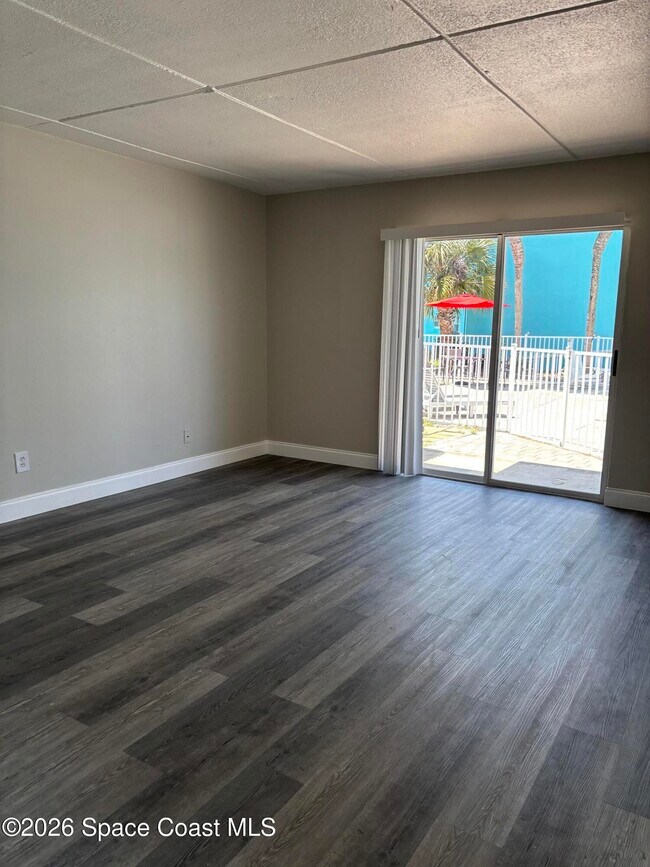 Building Photo - 321 Johnson Ave