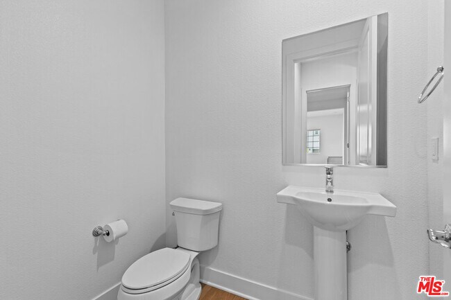Building Photo - 20723 Deer Grass Ct