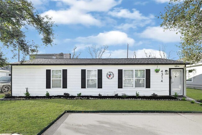 Primary Photo - 4314 Rawley St