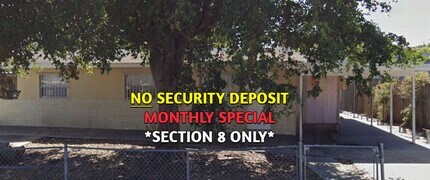 Building Photo - Large 4-2 house with central air and hooku...