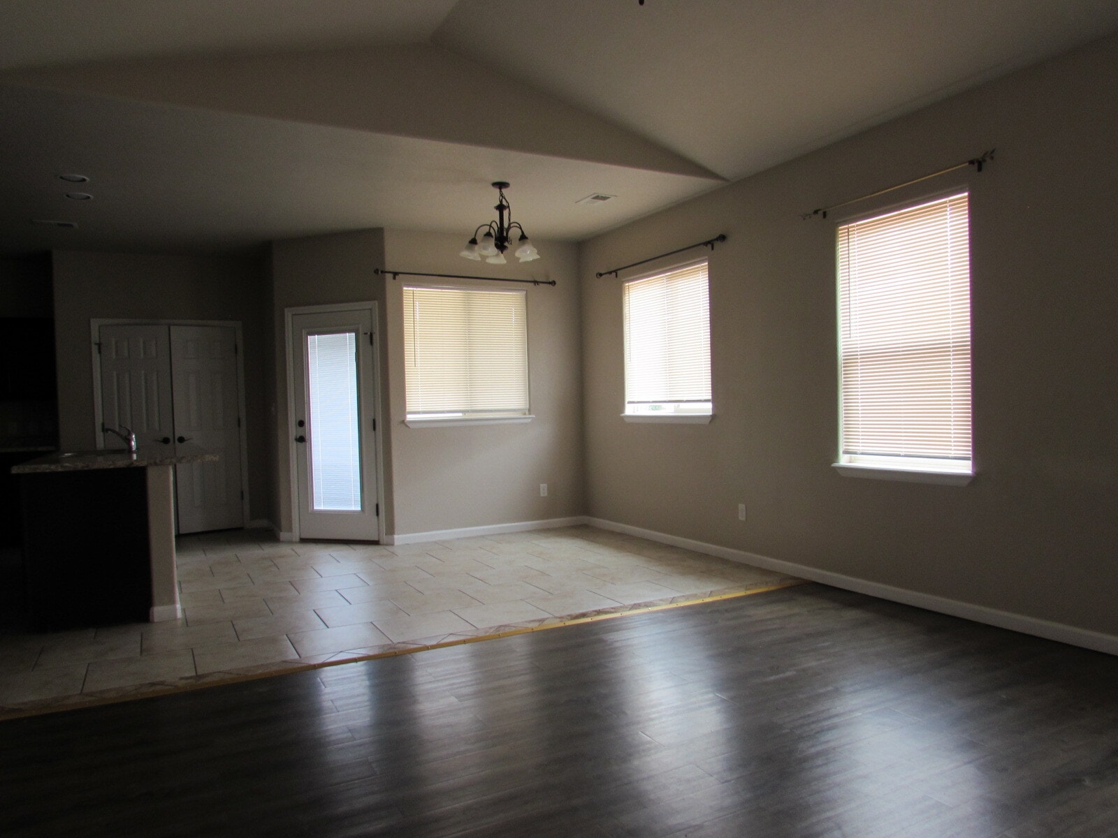 Building Photo - 2483 Terra Ave
