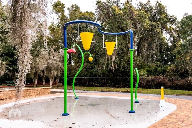 Building Photo - 100 Autumn Springs Ct W