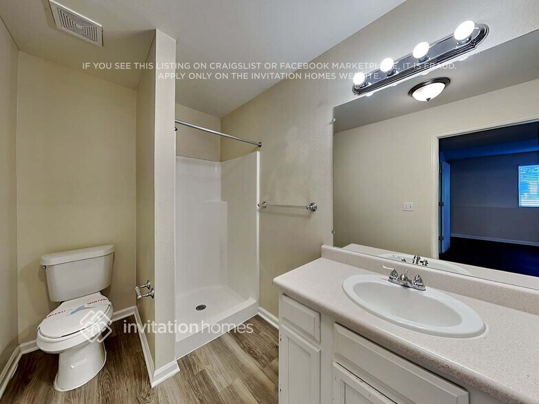 Building Photo - 2333 Fairplay St