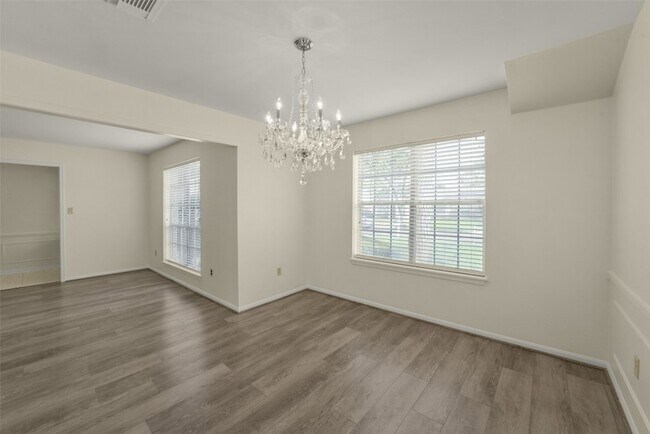 Building Photo - 7818 Kleingreen Ln