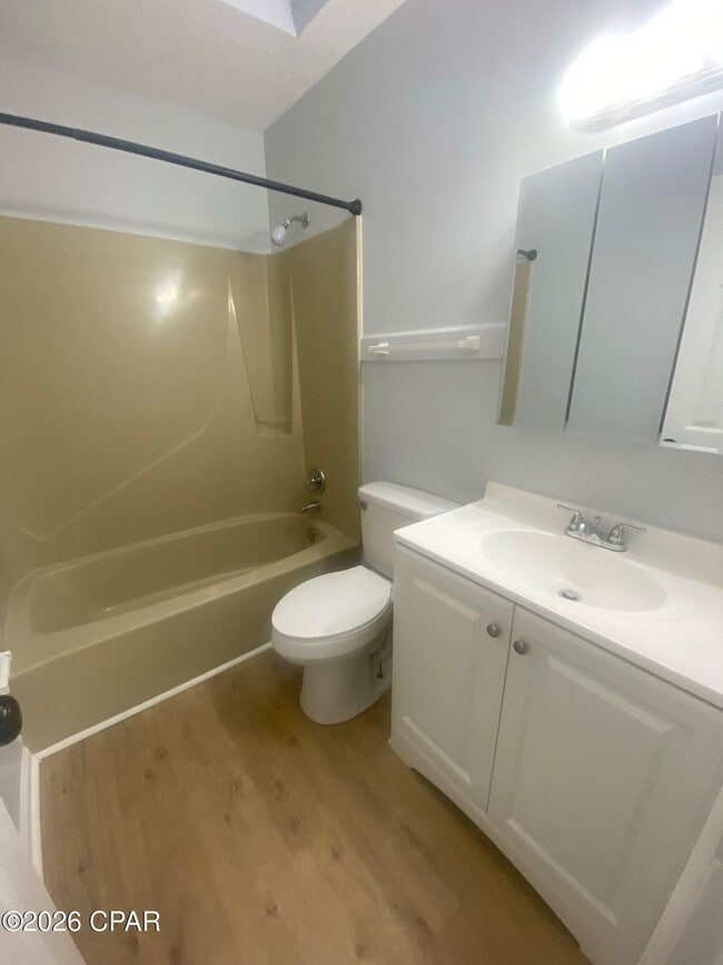 Building Photo - 707 N 9th St