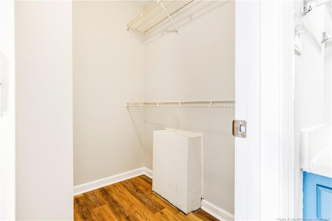 Building Photo - 5928 Lively Ct