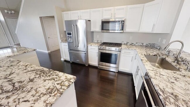 Building Photo - 7812 Thornhill Dr