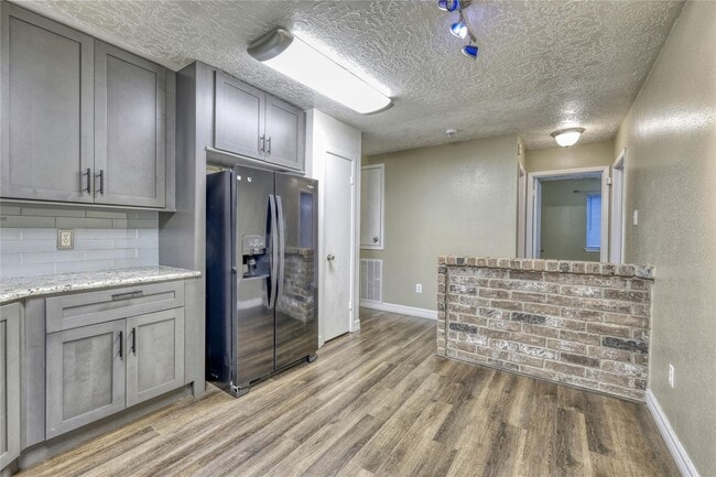 Building Photo - 13331 Boyer Ln