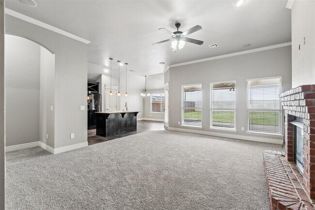 Building Photo - 4925 NW 164th Terrace