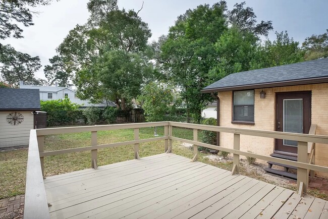 Building Photo - 1258 Monterey St