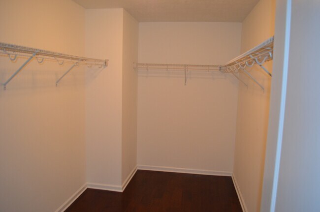 Building Photo - 519 Bunchgrass St