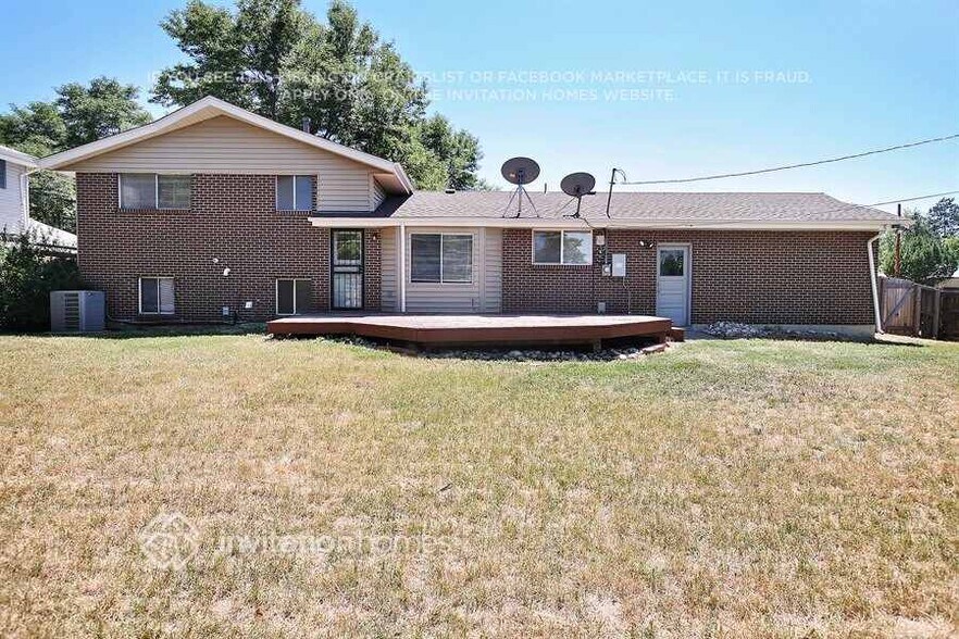 Building Photo - 12825 E Virginia Pl