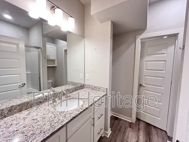 Building Photo - 1452 Sligo St