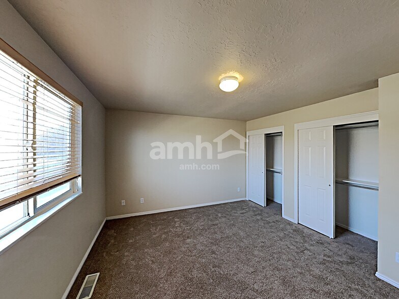 Building Photo - 125 S 150 W