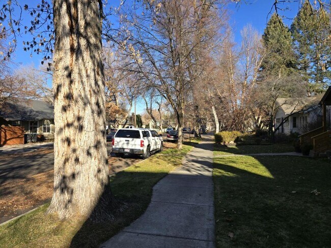 Building Photo - 1010 N 7th St