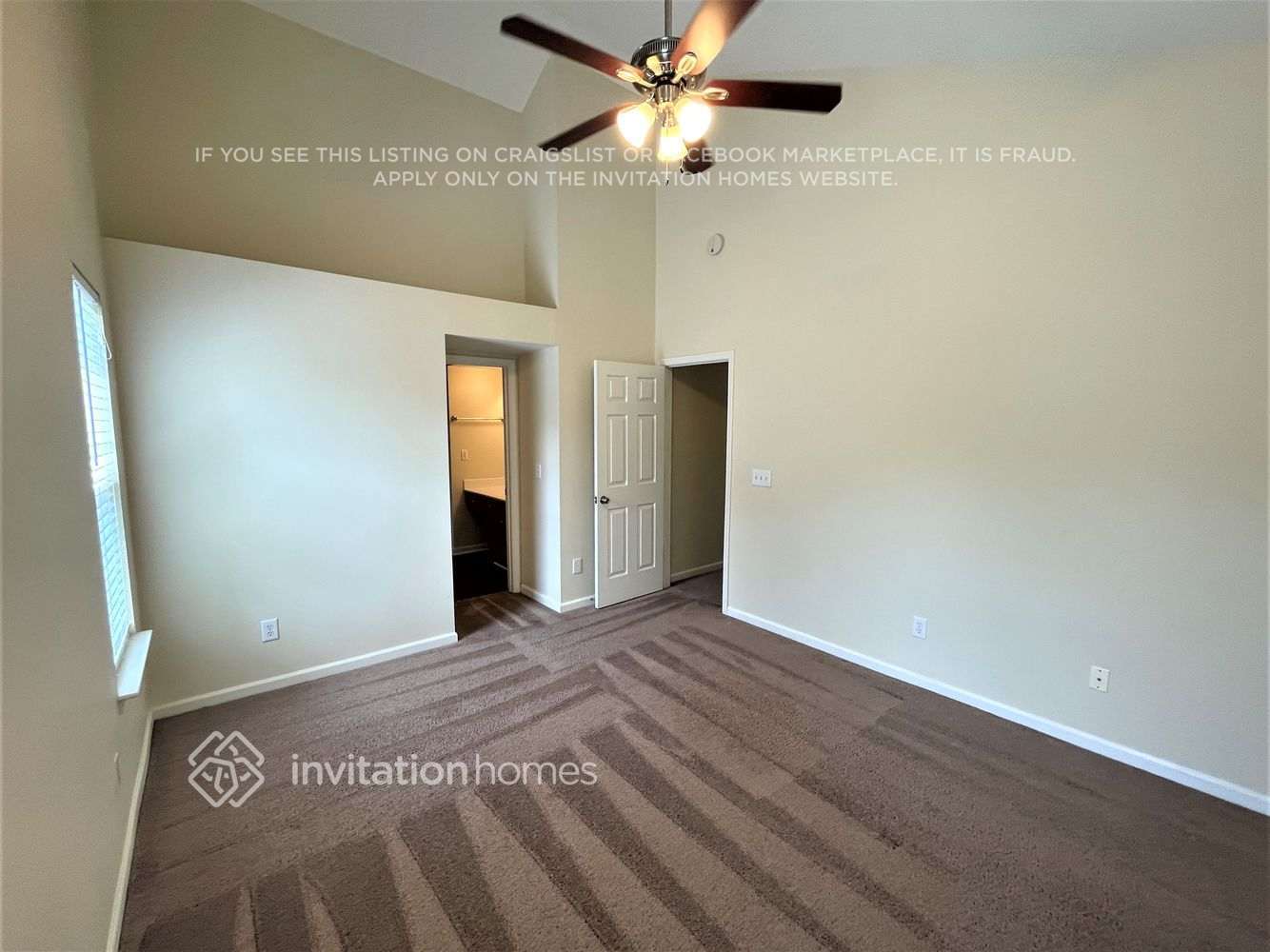 Building Photo - 9938 Willow Leaf Ln