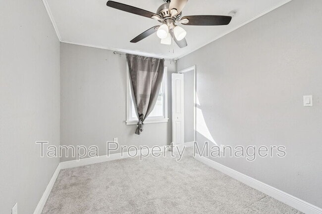 Building Photo - 5408 5th Ave N