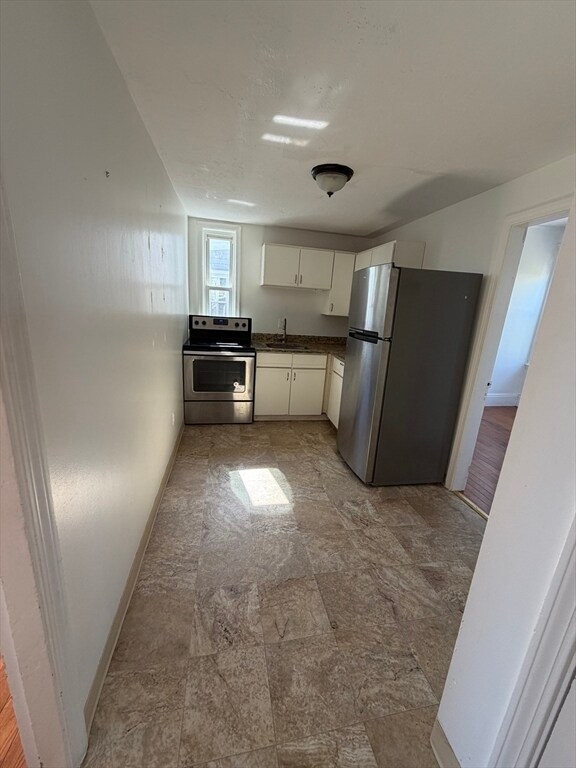 Building Photo - 161 Grandview Ave