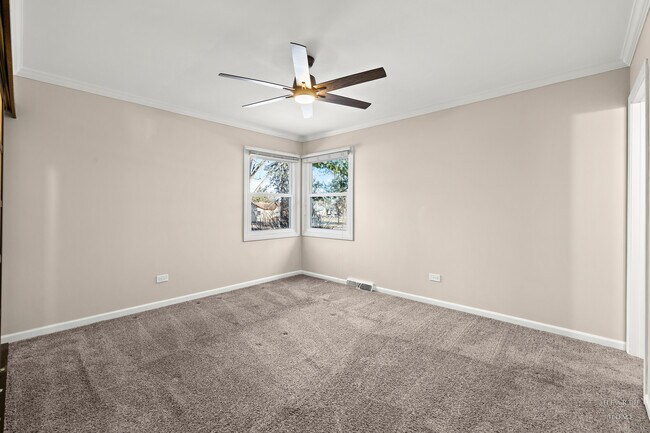 Building Photo - 659 Alida Dr