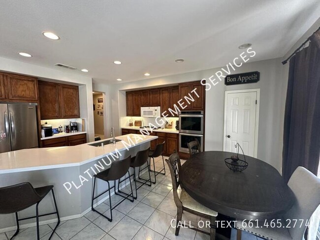 Building Photo - 7345 Sunnyslope Dr