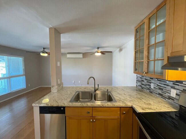 Building Photo - Renovated Napilihau Villages Two Bedroom