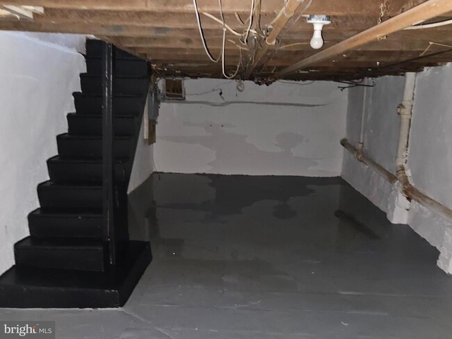 Building Photo - 3420 Braddock St