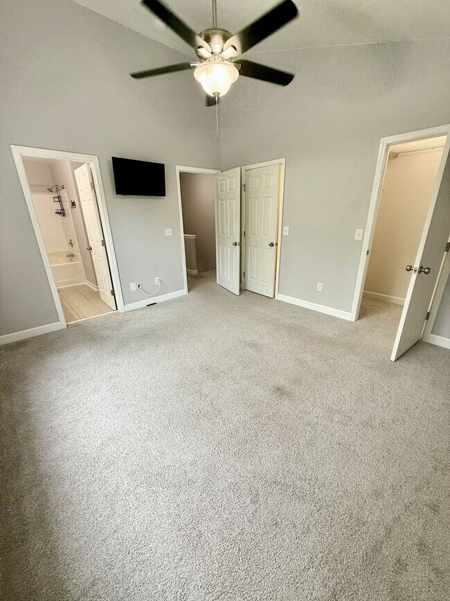 Building Photo - Convenience Meets Privacy – Updated 2BR Condo Minutes from Marina & Shopping! $1600/mo