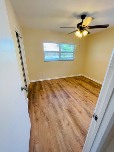 Building Photo - 109 N Galena Ave