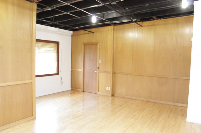 Building Photo - 5401 Alvern Cir