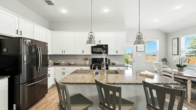 Building Photo - 1917 Shepherd Path