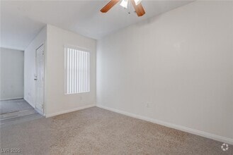 Building Photo - 6955 N Durango Dr