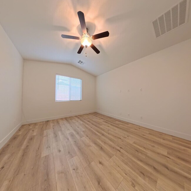 Building Photo - Exceptional Dual Master Residence with Modern Upgrades