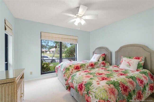 Building Photo - 4004 SW Osprey Creek Way
