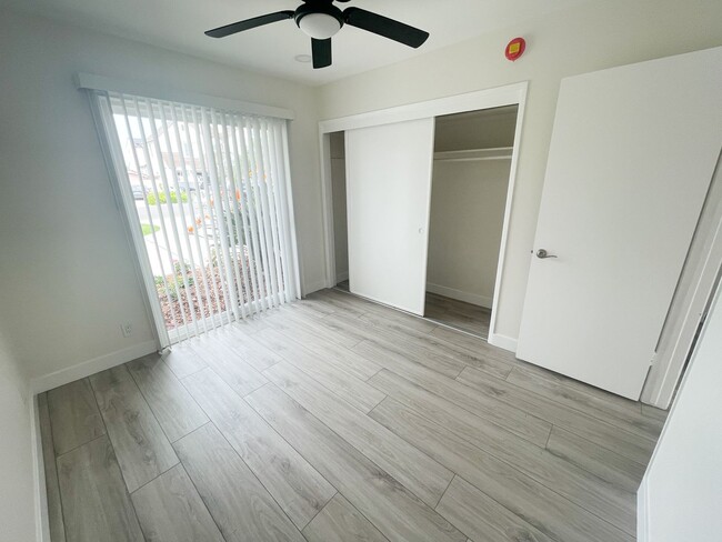 Building Photo - 3 bedroom 2 bath home in desired neighborhood