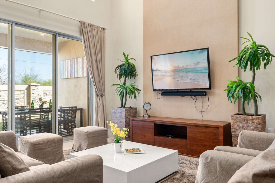 Building Photo - 3231 Brasilia Ave