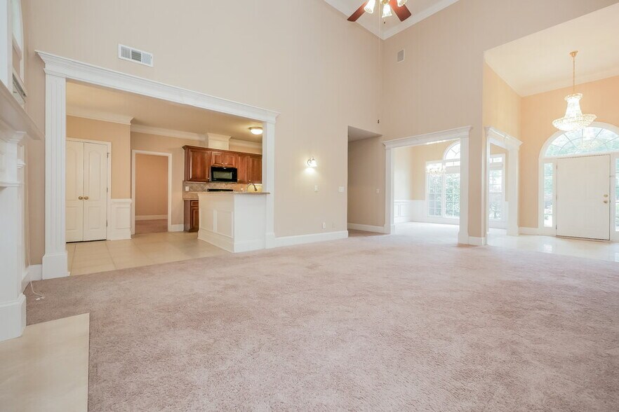 Building Photo - 1763 Macy Ln