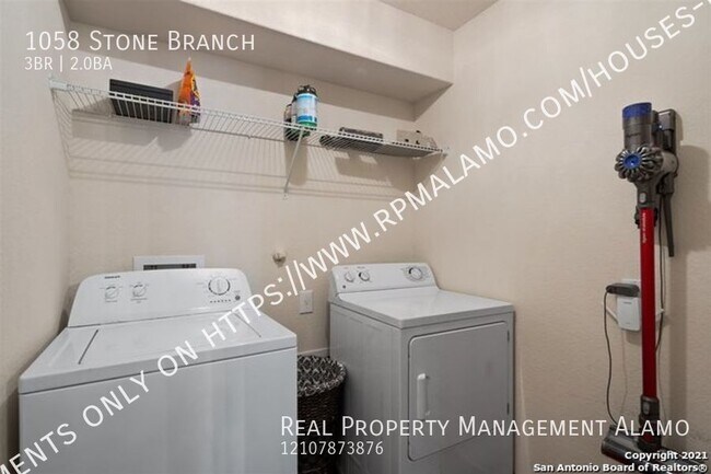Building Photo - 1058 Stone Branch